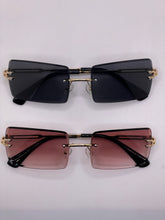 Load image into Gallery viewer, Jonez Jewelz Sunnies
